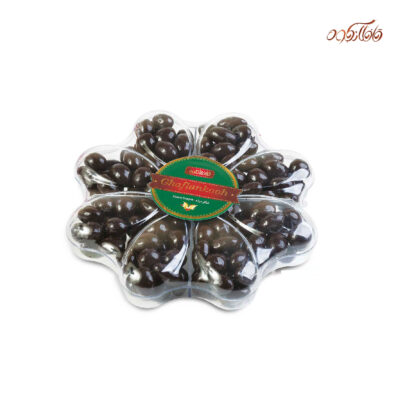 شوکو دراژه با ظرف کریستال گل